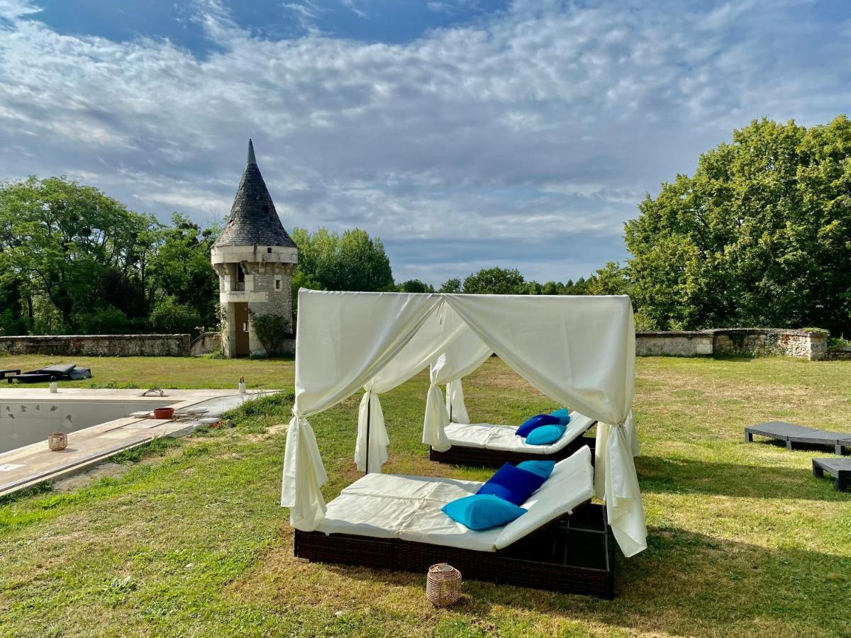 Domaine De Migny Villa Saint-Cyran-du-Jambot Exterior foto